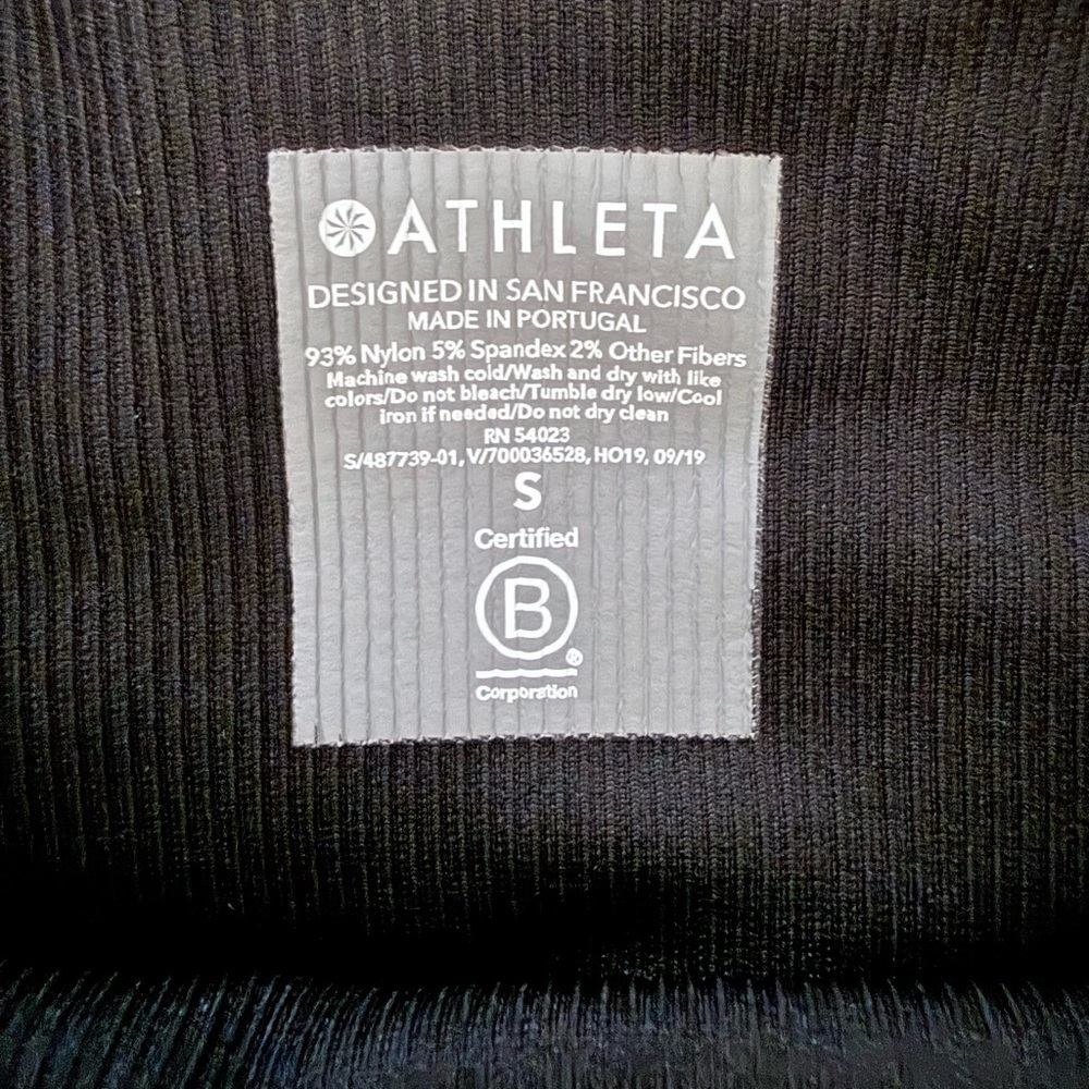 Athleta Andes Tight High Rise Leggings Black Size S Ribbed Warm Reflective - Picture 9 of 9